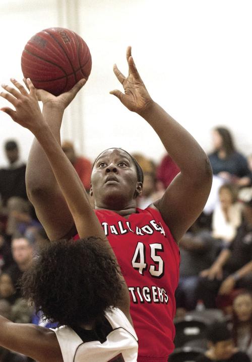Talladega Basketball Standout Buckhanon Commits To University Of