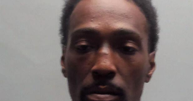 Traffic stop on square turns into a chase on highway