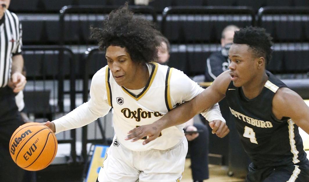 AnnistonStar.com - Prep basketball: Oxford sweeps on a very Brady senior night image
