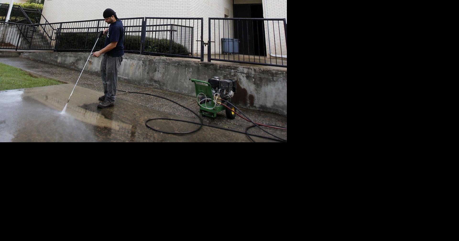 Clean Up Day at Anniston High School Slideshows