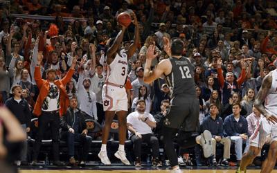Auburn Basketball Doughty Okoro Mccormick Lead Tigers Past Iowa