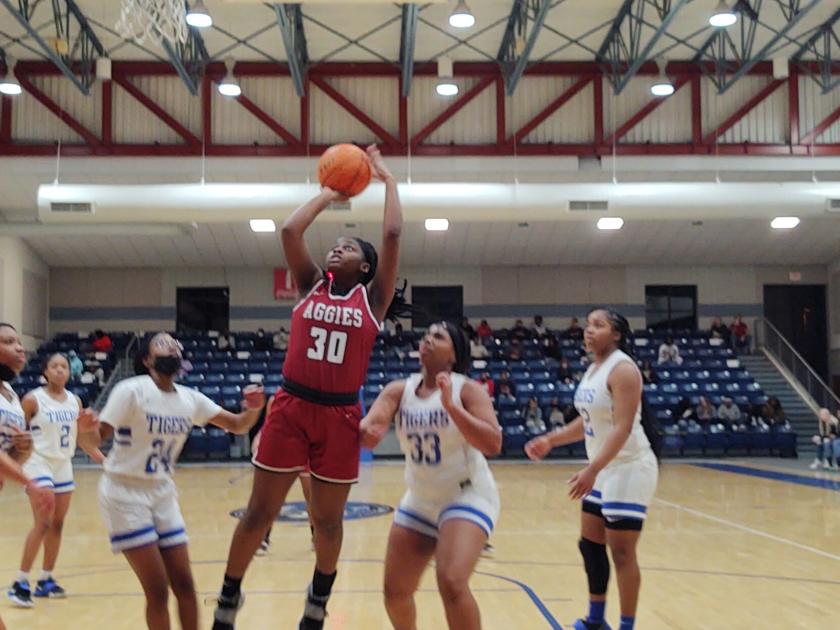 AnnistonStar.com - Something to prove: Sylacauga defeats Childersburg image