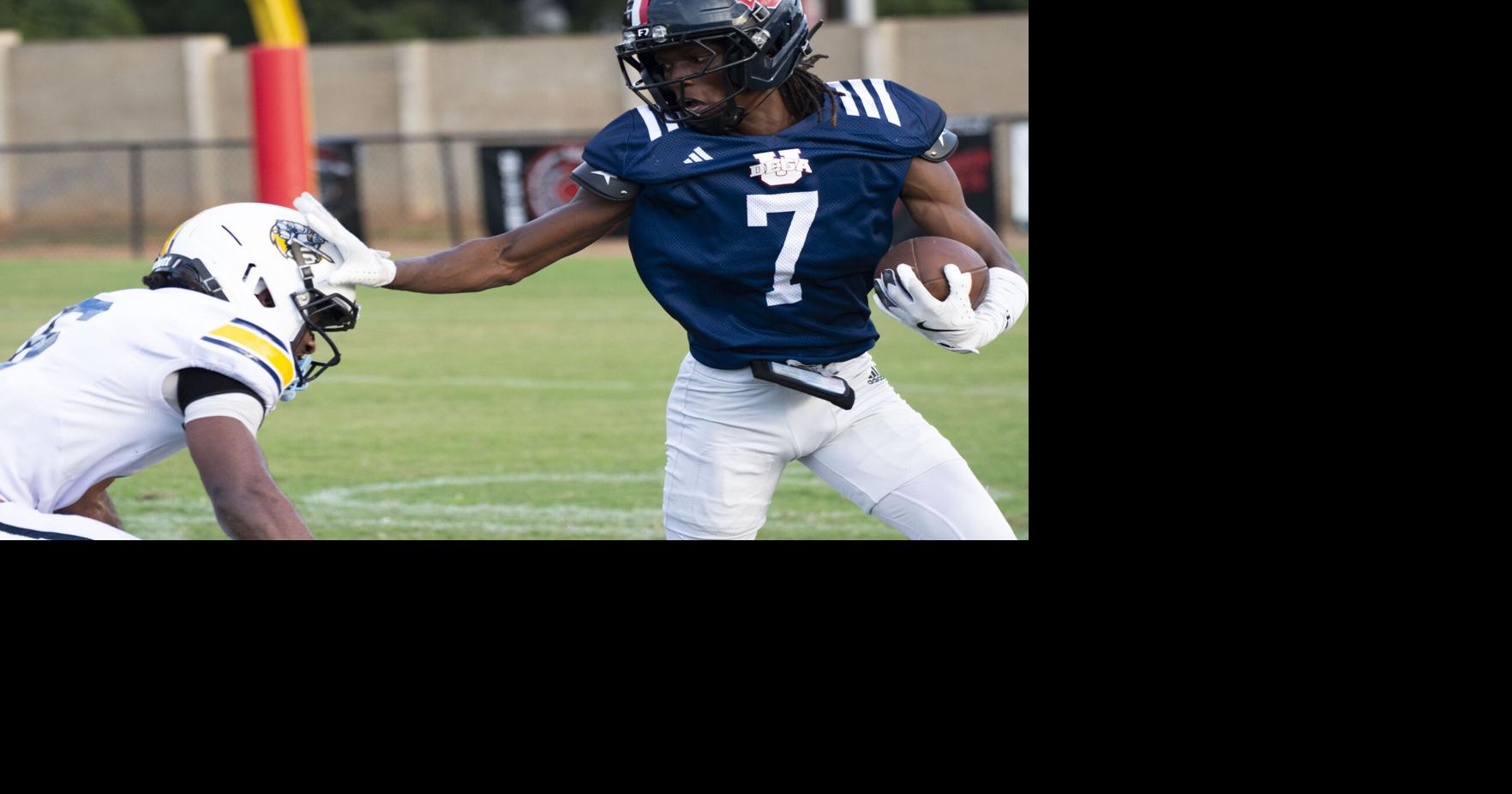 Dega U falls to Tennessee Valley despite Adams’ two interceptions