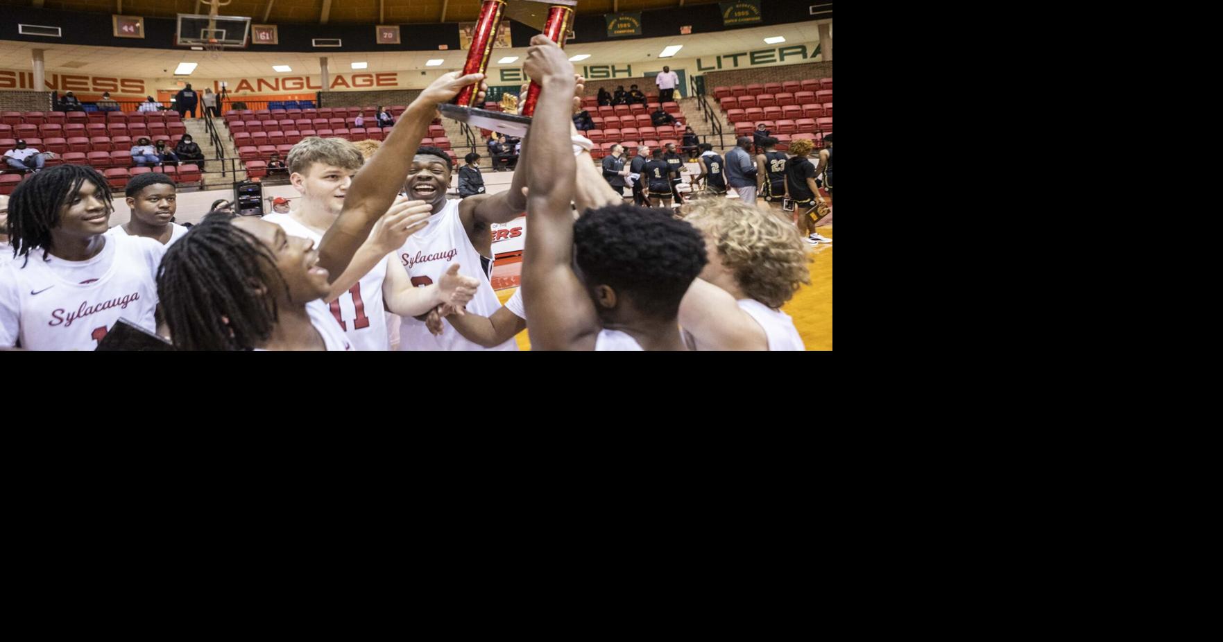 AnnistonStar.com - Sylacauga defeats Lincoln to win county championship image