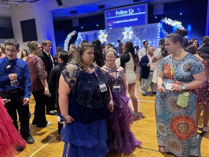 Night to Shine's honored guests greeted by dozens News
