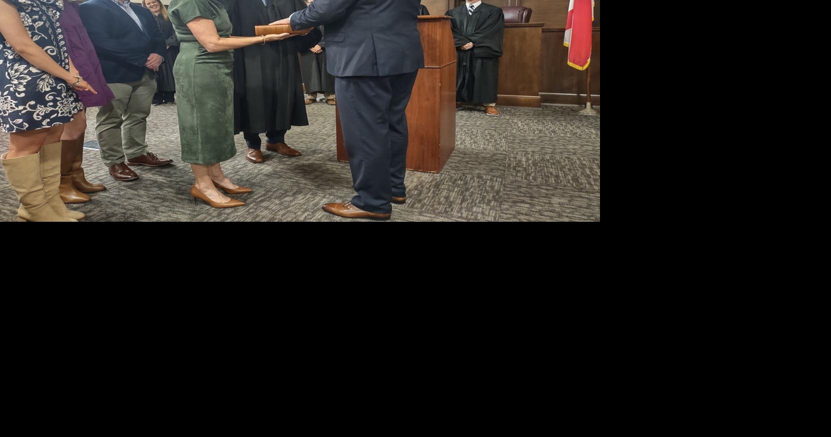 Commissioners sworn into office | The St. Clair Times | annistonstar.com