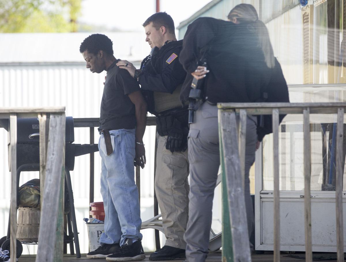 Task force arrests 31 in Thursday drug operation in Anniston and Oxford(01)