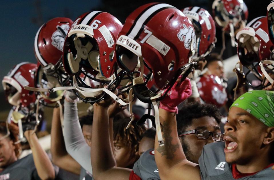 Letter to the editor Anniston football needs a boost Speak Out