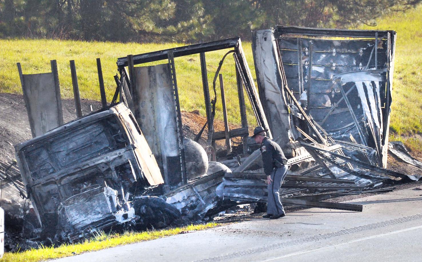 Crash kills two on I20 near Heflin Cleburne County