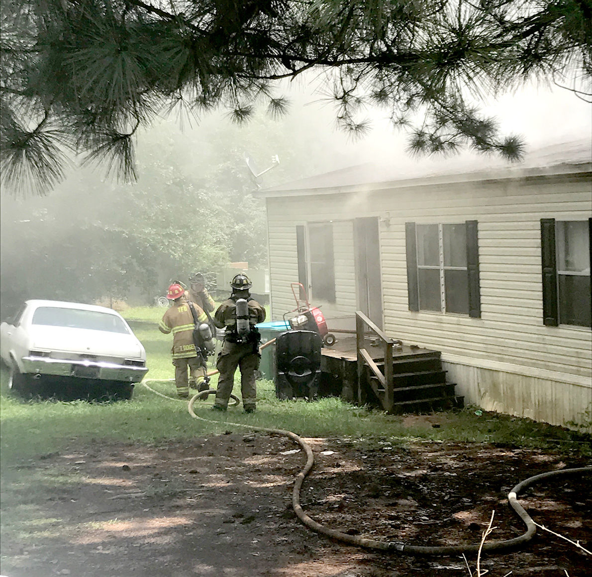 Talladega firefighters respond to blaze on Mount Olive Circle on