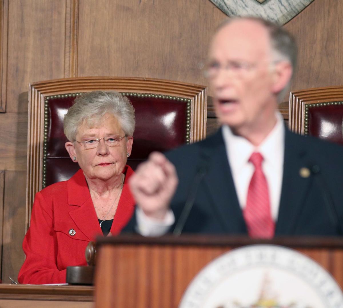 Alabamas Governor Resigns Amid Affair Scandal Pleads To Two Charges State 