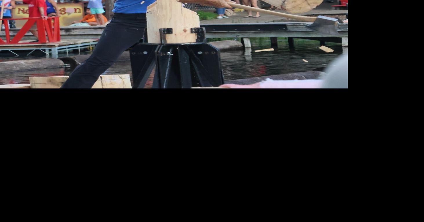 Women's standing chop
