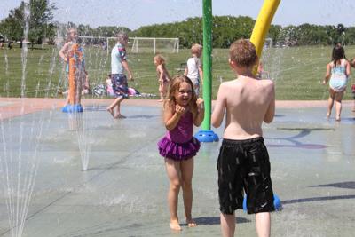 Splash Pad Open At Moon Lake Park Free Apg Wi Com