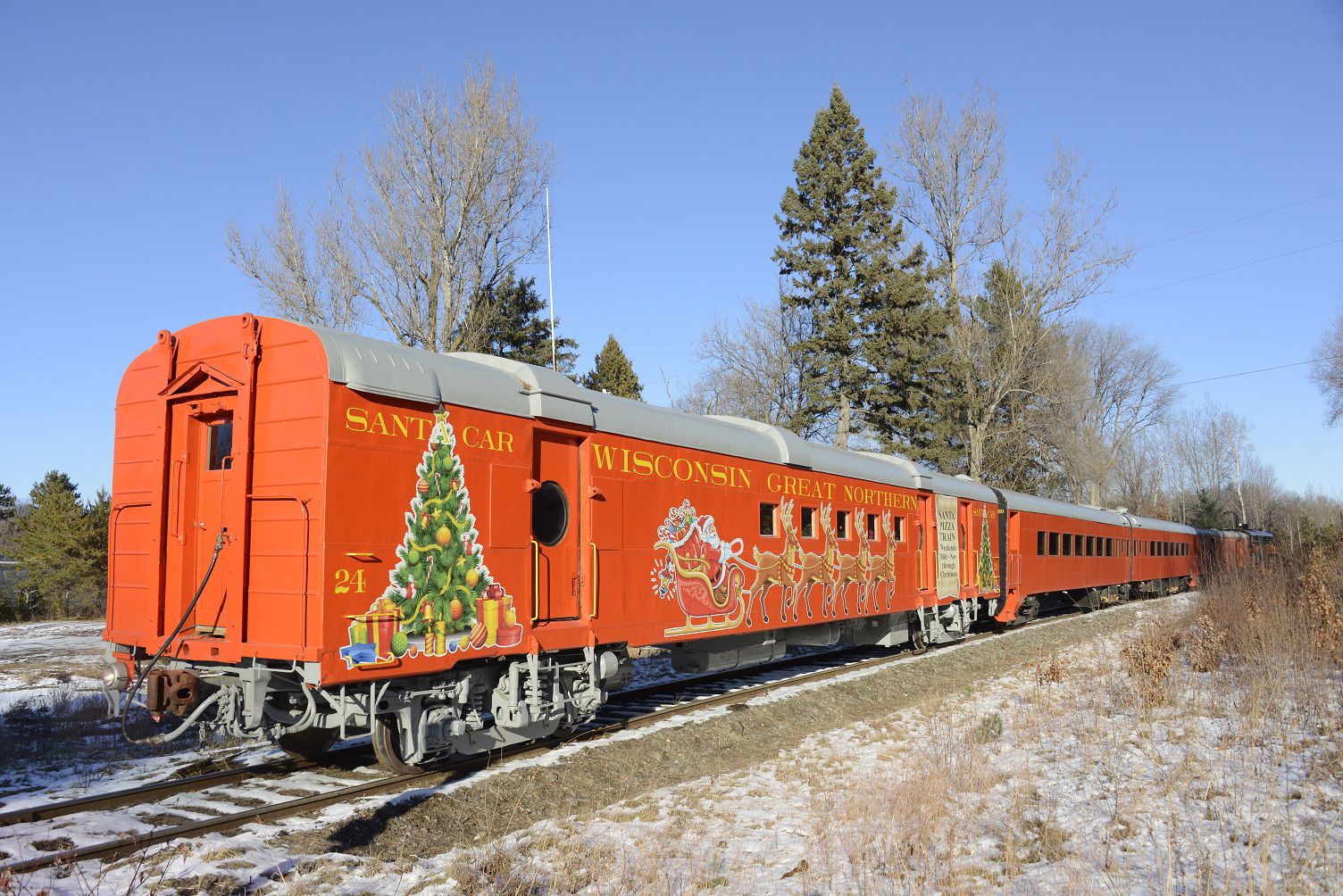 Wisconsin Great Northern Railroad Debuts Santa Car | Free | Apg-wi.com