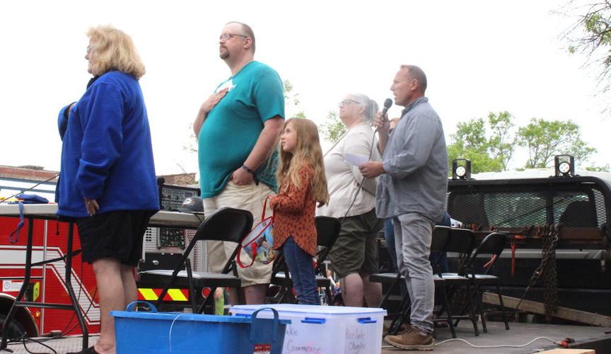Sprinkles didn't dampen enthusiasm at Aquafest parade Rice Lake
