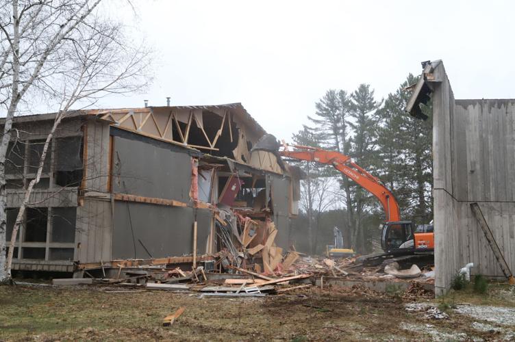 Telemark Lodge demolition begins Sawyer County Record