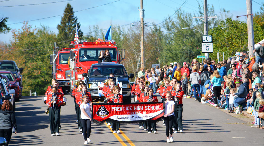 Ogema Christmas Tree Festival Free