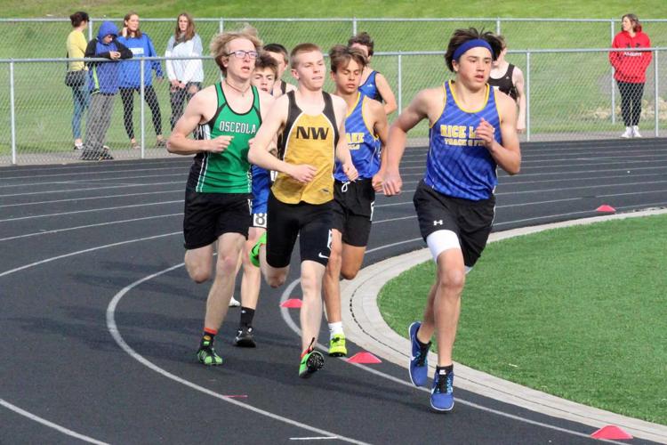 Photo gallery Division 2 track and field regional at Osceola 52322