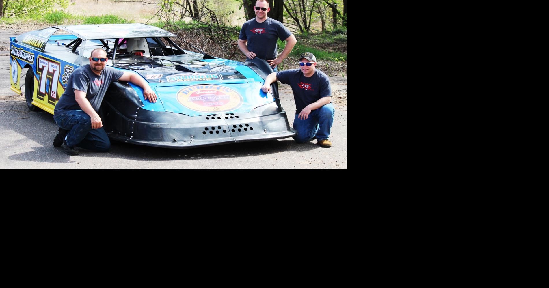 Advocate adds area racing column | Free | apg-wi.com