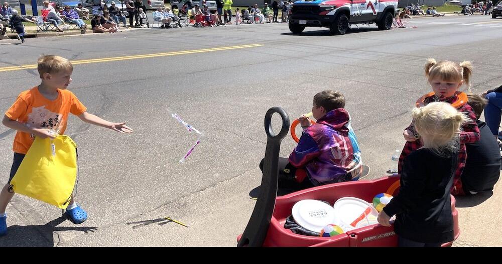 Aquafest parade