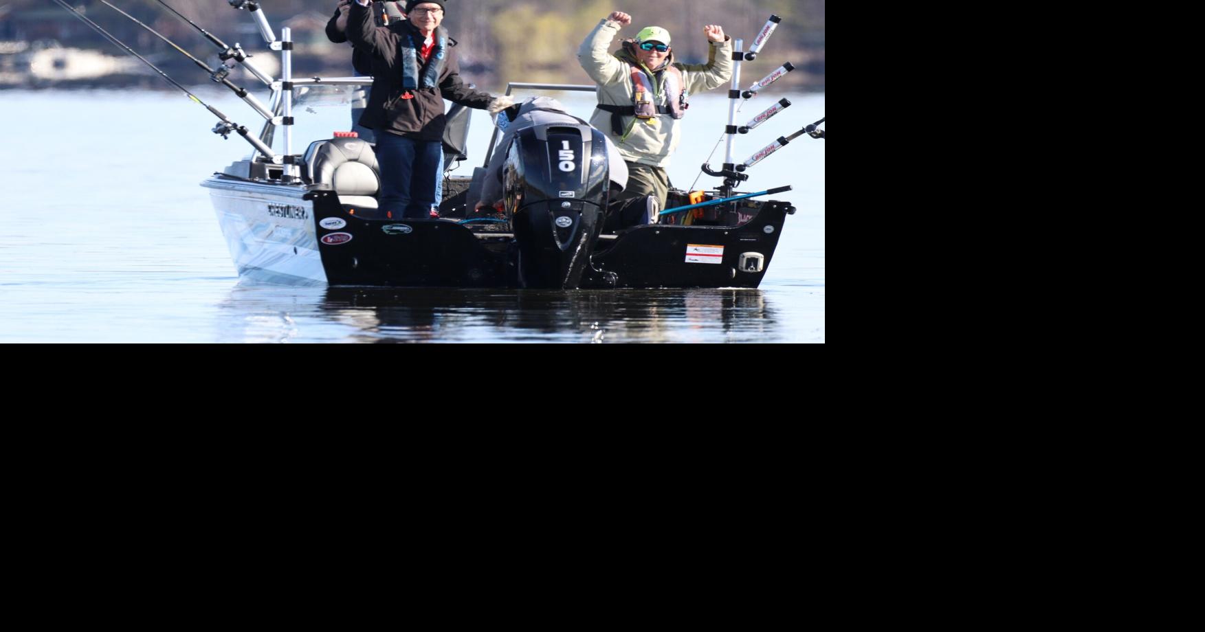 Governor quickly catches northern at Fishing Opener | Media | apg-wi.com