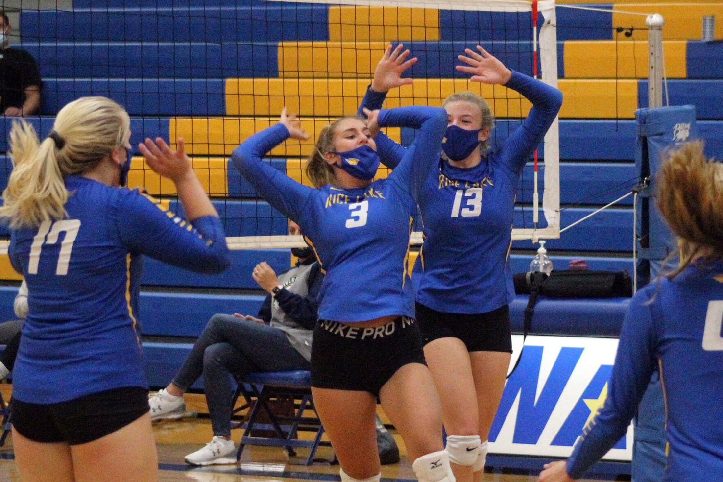 Rice Lake volleyball vs. River Falls 92420 Photos