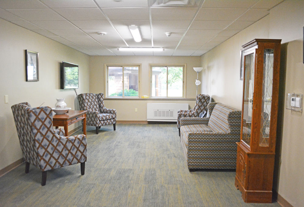 manor care nursing home pewaukee wi