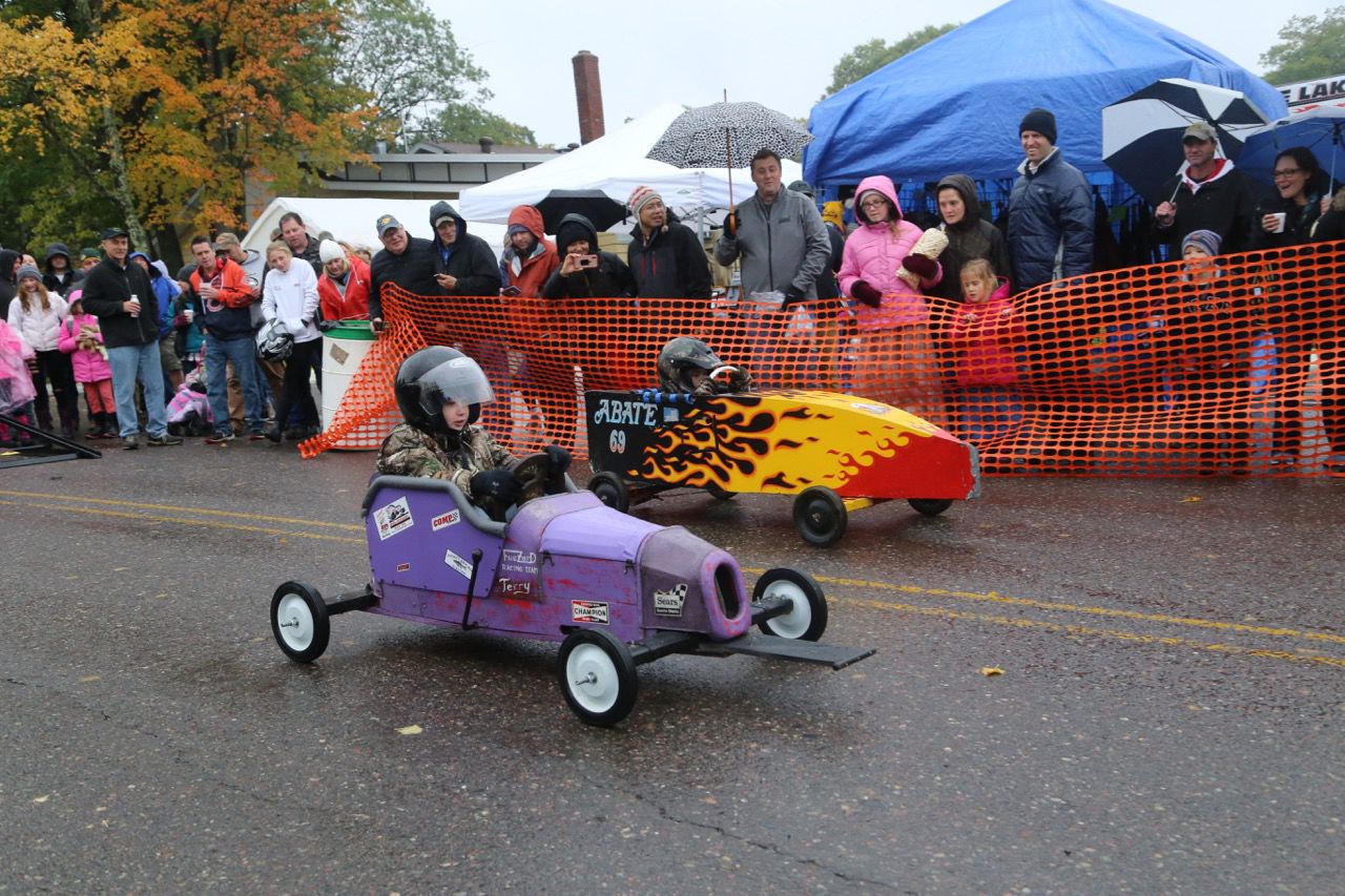 Stone Lake Cranberry Festival Free