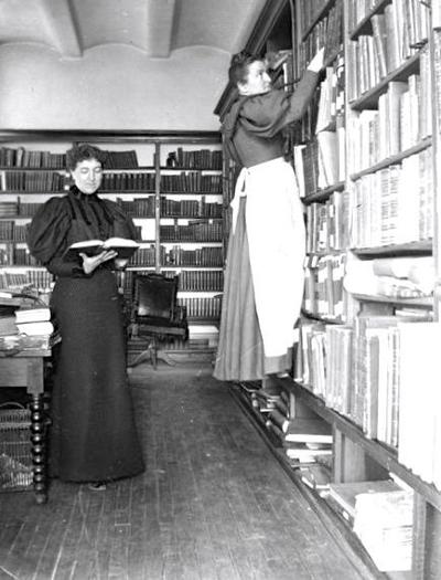 Vintage Wisconsin State Libraries As Old As Wisconsin Territory Columnists Apg Wi Com