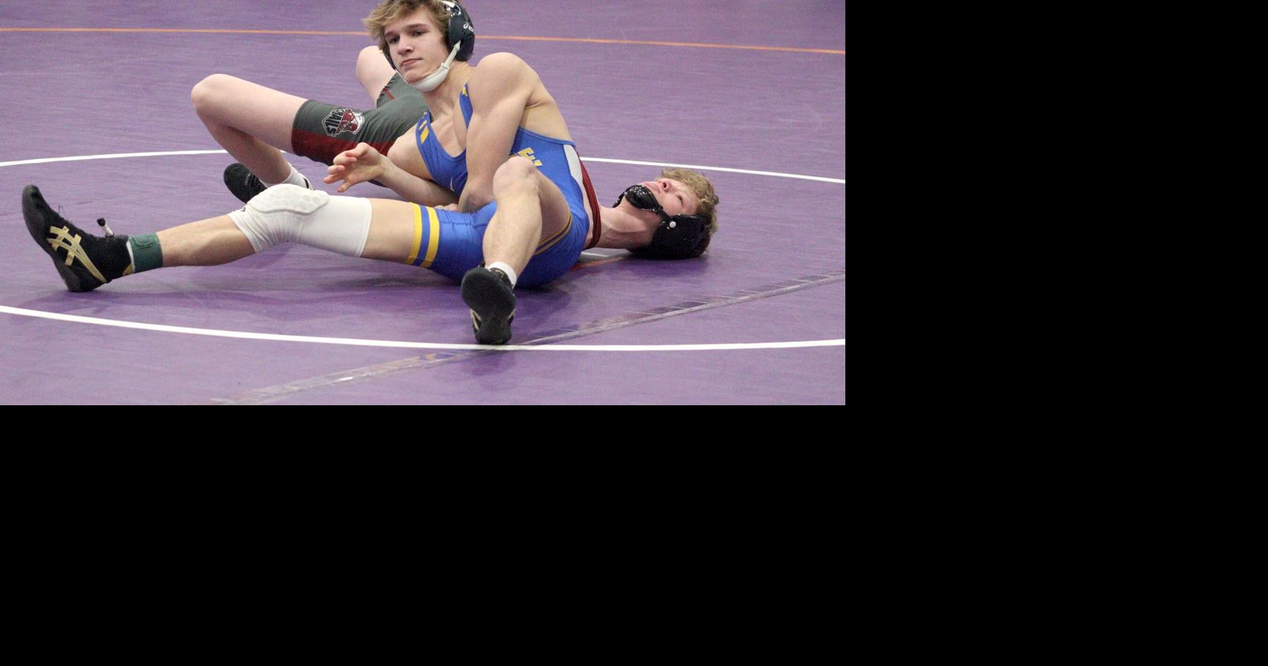 Wrestling: Rice Lake's Sirek gets 100th win, qualifies for state ...