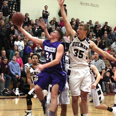 Holmen Battles Past Oredockers High School Apg Wi Com