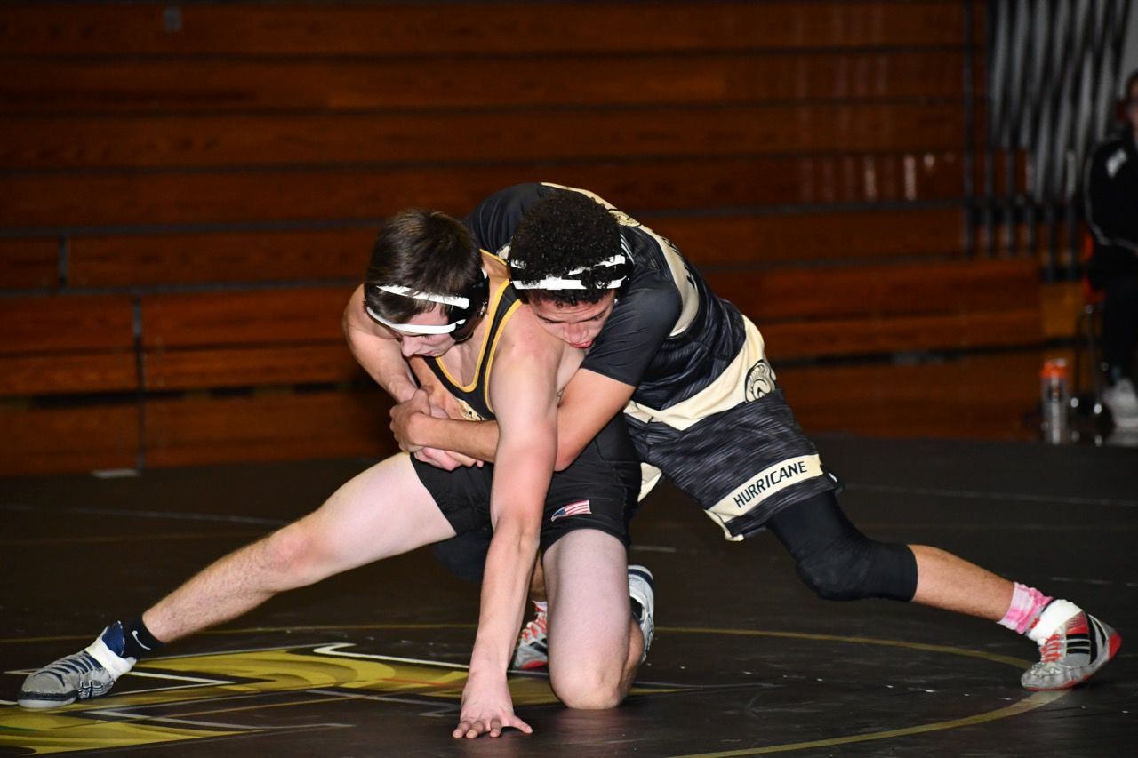 Cane wrestlers open with 5 losses | Subscriber | apg-wi.com