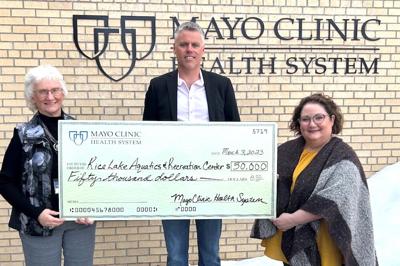 Mayo Clinic Health System donates $50K to Aquatics Center | News | apg ...