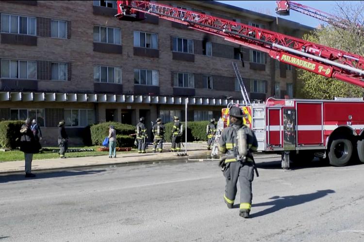 5th person dies from blaze that forced residents to jump from Milwaukee ...