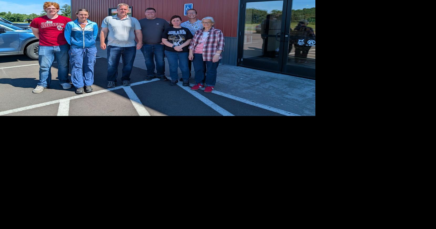 Spooner Outlet celebrates grand opening in new location