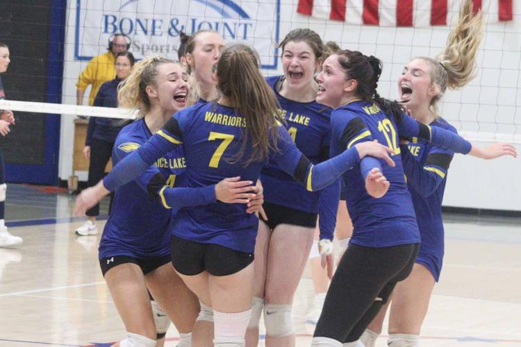 Rice Lake volleyball wins sectional title to advance to state