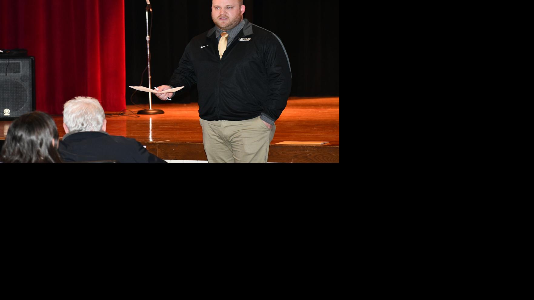 Football Realignment Protest Moves Forward High School Apg Wi Com