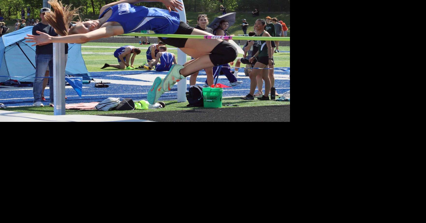 Division 3 track and field sectional at Cameron 52523