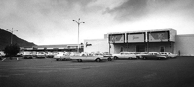 Scottsdale Fashion Square Popular Area Mall Has A Rich History That Is Still Growing News Stories Arcadianews Com