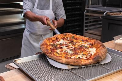 Ghisallo serves up authentic wood-fired pizza | Food Drink |  argonautnews.com