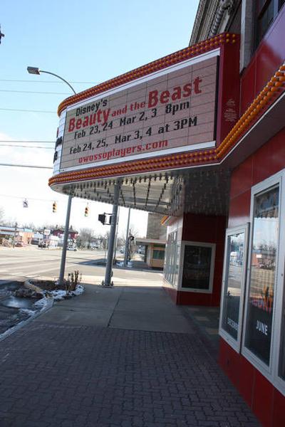 Outdoor Shows Set For Weekend Outside Of The Lebowsky Center Entertainment Argus Press Com