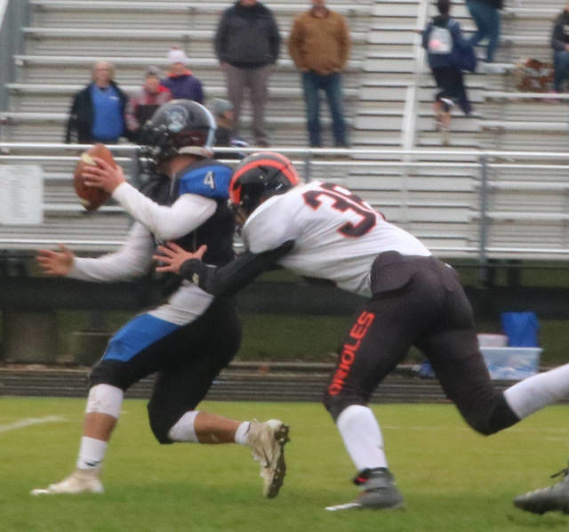 FOOTBALL: Morrice dominates Tri-unity Christian 44-14 to earn spot in 8 ...