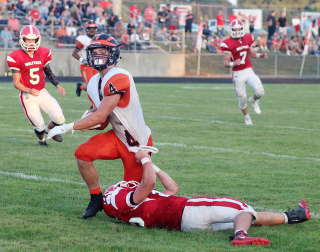 FOOTBALL Belding handles Laingsburg, 416 Local Sports