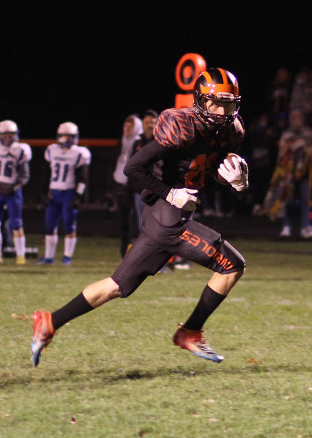 FOOTBALL: Morrice routs Merritt; Deckerville next