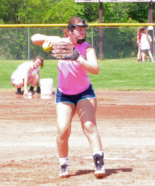 SOFTBALL Ailing Kozachik leads Laingsburg into regionals Local