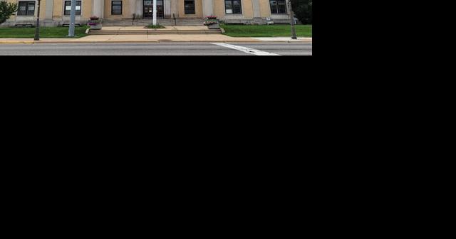 Owosso City Hall flies flag at half staff in honor of departed mayor Davis - Vimarsana News