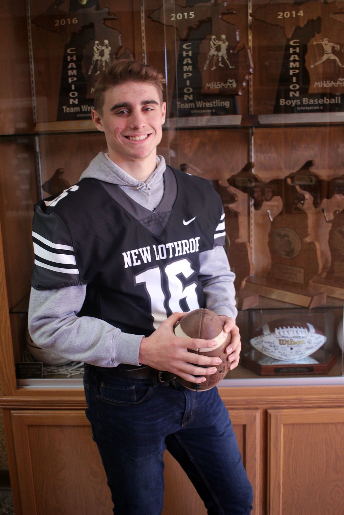 National City Auto Center >> ALL-AREA FOOTBALL: Avery Moore rewrites New Lothrop record ... National City Auto Center >> ALL-AREA FOOTBALL: Avery Moore rewrites New Lothrop record ...