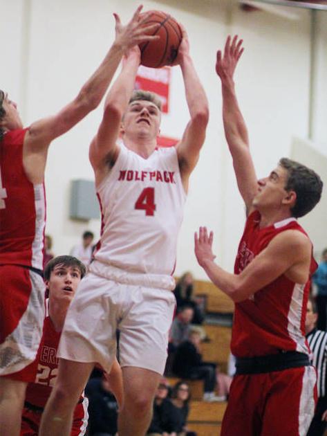 Boys Basketball Perry Drains 15 3s Downs Laingsburg 62 49 Local Sports Argus Press Com