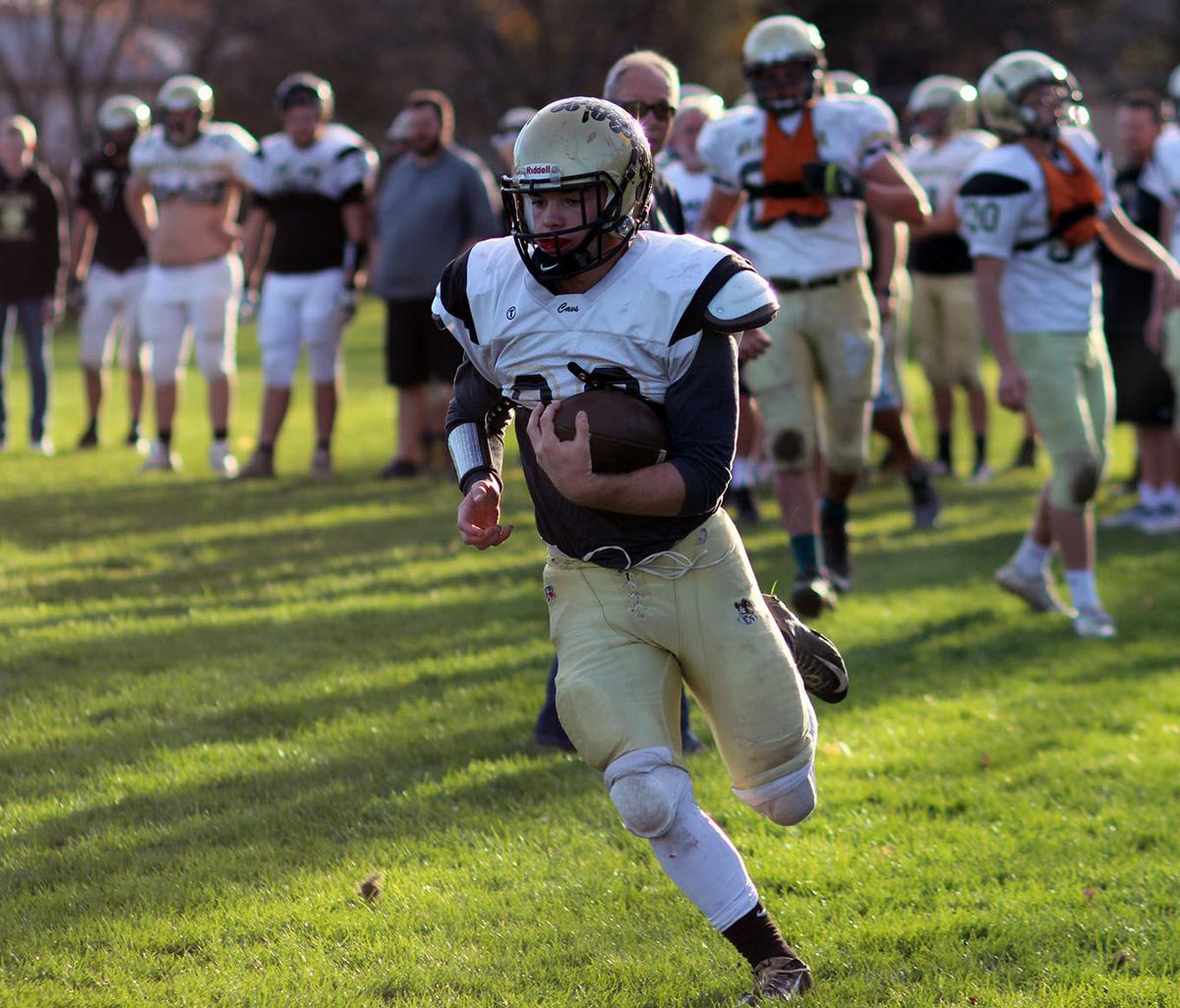 FOOTBALL Cavs hope to put Corunna on the map against No. 1 Country Day