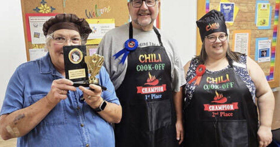 Competición de cocina con chile para recaudar fondos para alimentar a 12.000 personas en dos horas